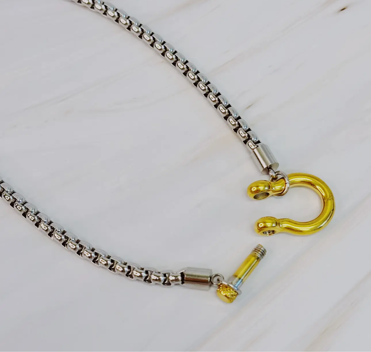 Box chain necklace