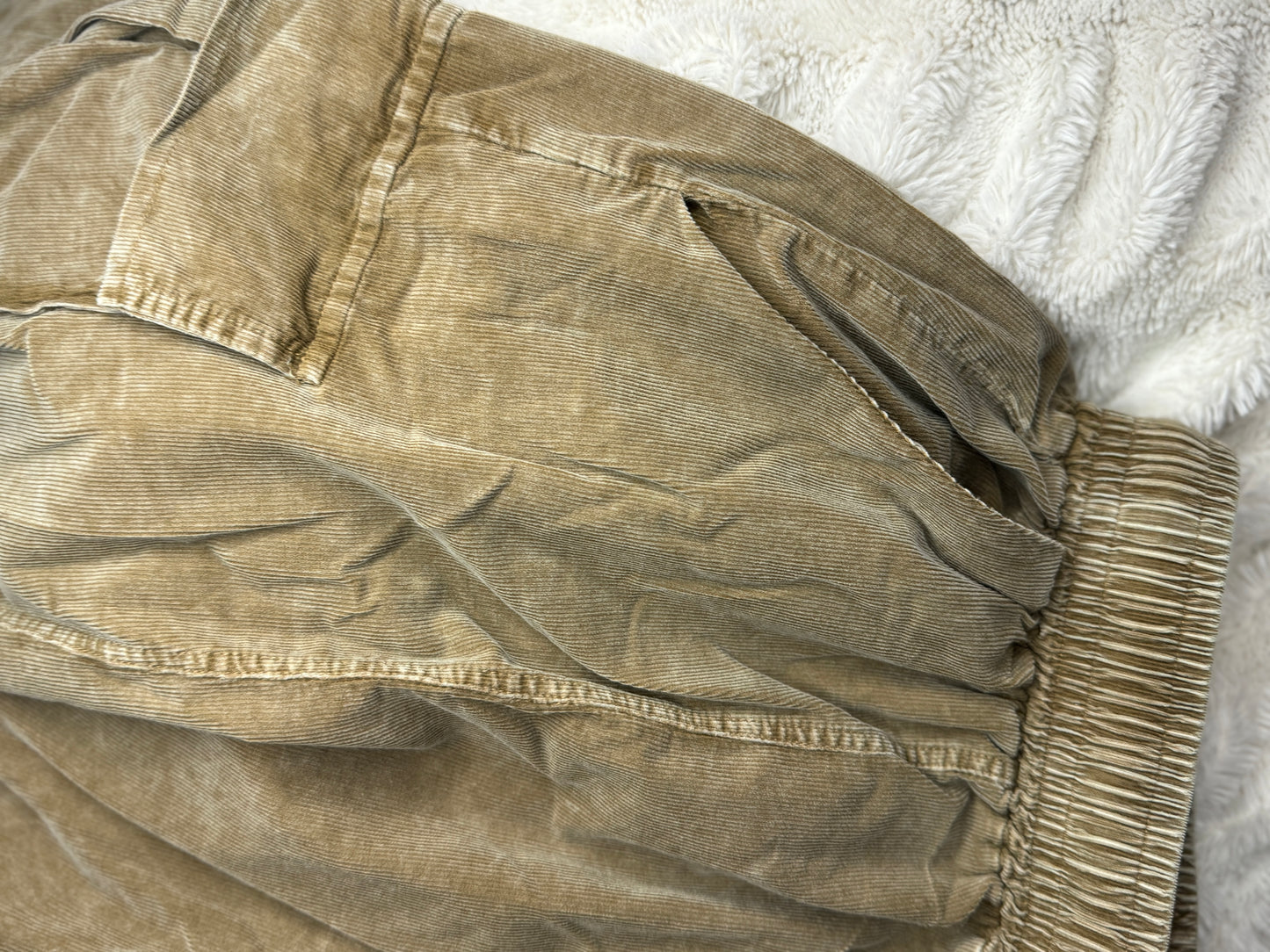 Corduroy cargo joggers